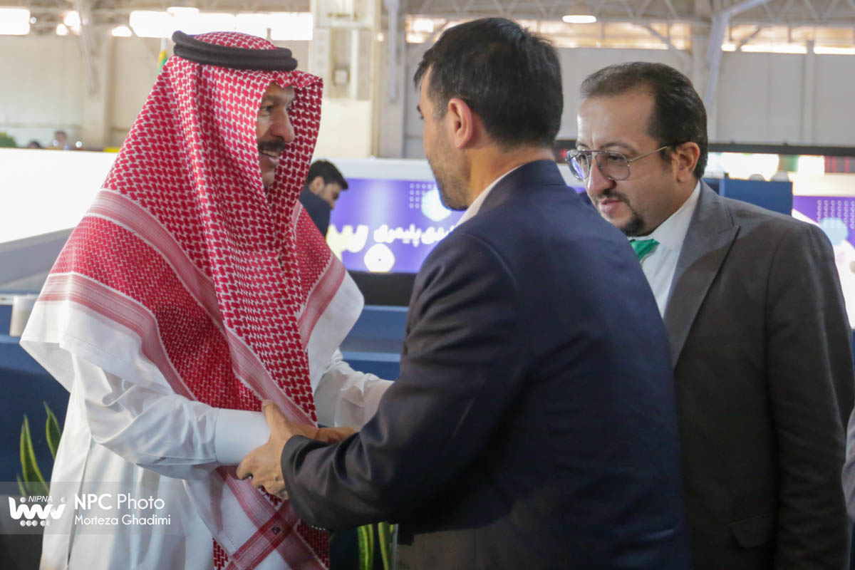 بازدید سفیر عربستان از هفدهمین نمایشگاه ایران پلاست 4
