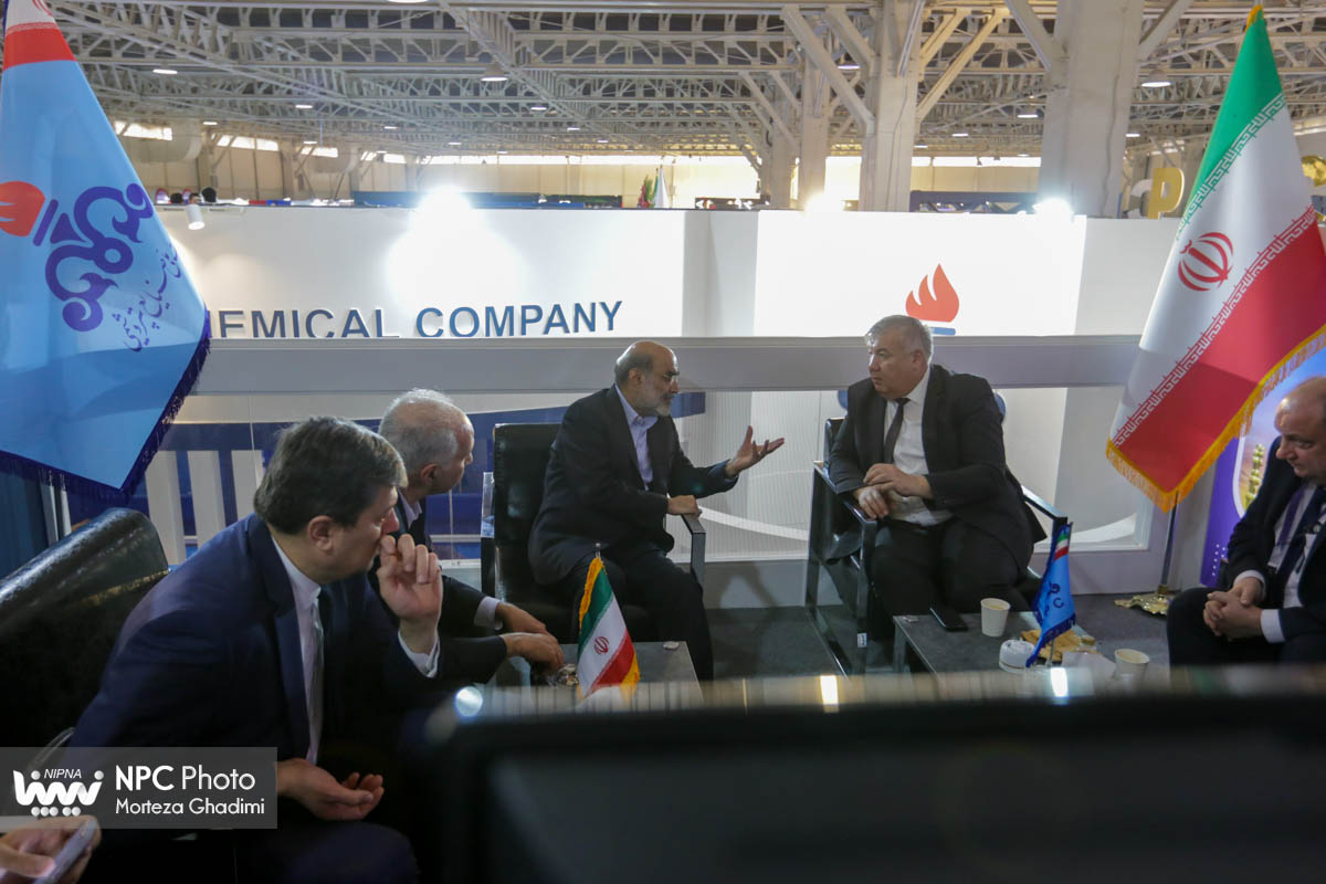 غرفه شرکت ملی صنایع پتروشیمی در سومین روز از هفدهمین نمایشگاه بین‌المللی ایران‌پلاست 34