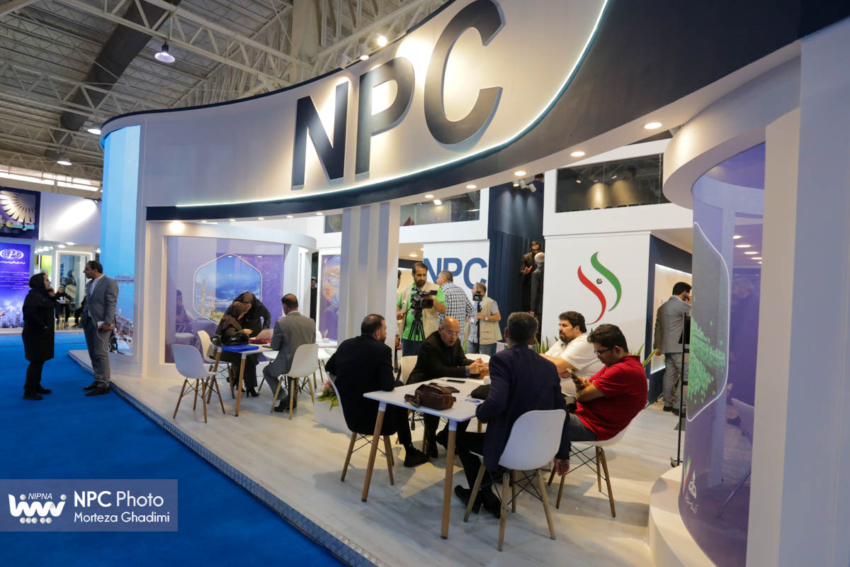 غرفه شرکت ملی صنایع پتروشیمی در سومین روز از هفدهمین نمایشگاه بین‌المللی ایران‌پلاست 35