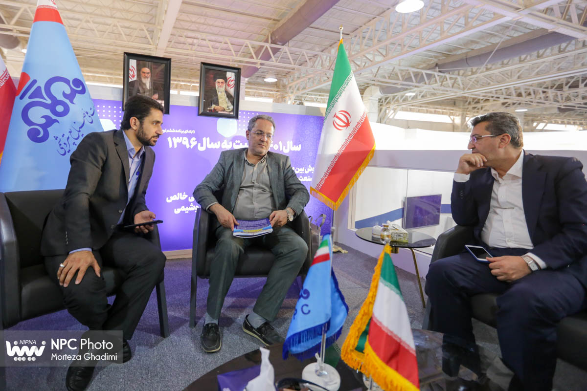 غرفه شرکت ملی صنایع پتروشیمی در سومین روز از هفدهمین نمایشگاه بین‌المللی ایران‌پلاست 40