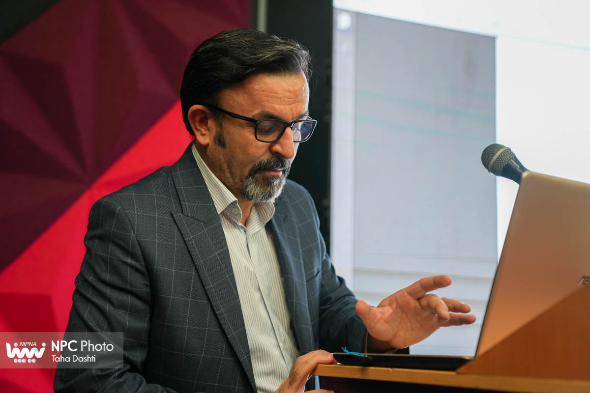 نشست «عرضه اعتباری محصولات پتروشیمی، گامی در جهت فعالسازی واحدهای راکد و زیر ظرفیت» در حاشیه سومین روز هفدهمین نمایشگاه بین‌المللی ایران پلاست 7