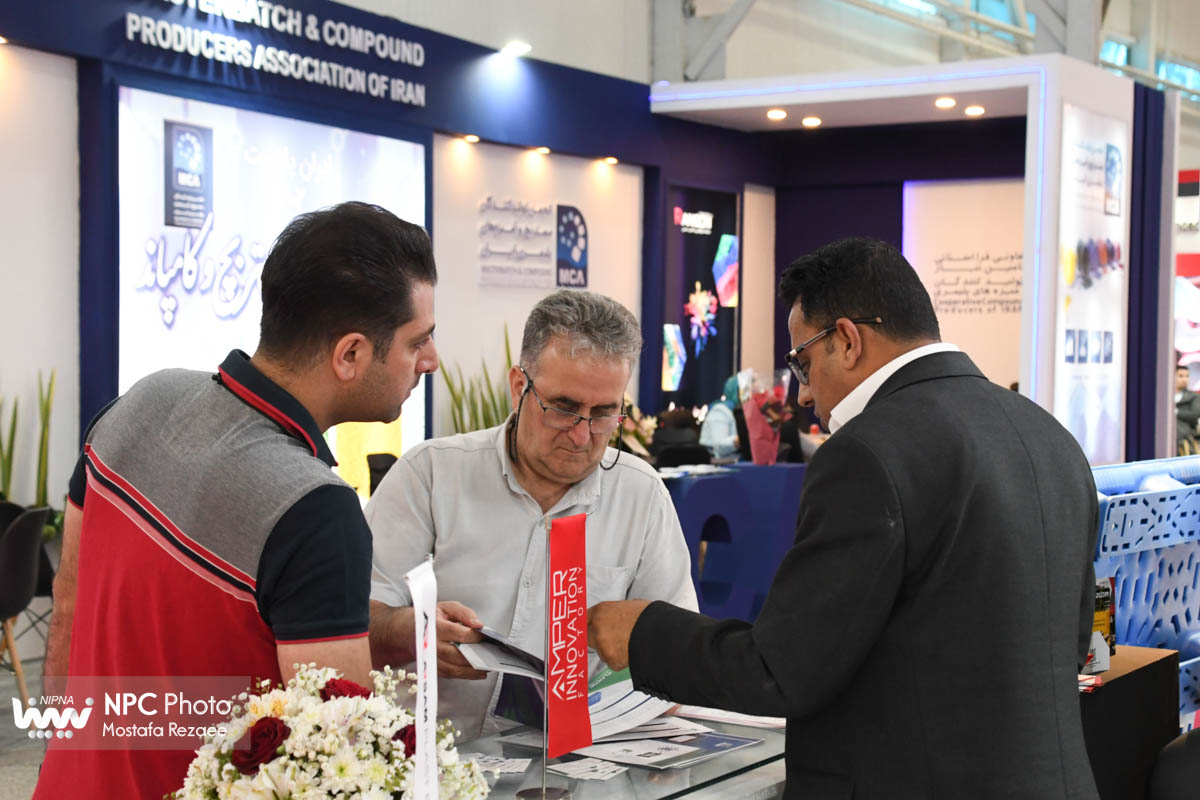 سالن 7 در سومین روز از هفدهمین نمایشگاه بین المللی ایران پلاست 1