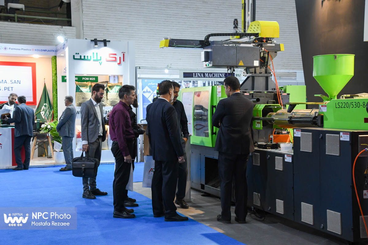 سالن 35 در سومین روز از هفدهمین نمایشگاه بین المللی ایران پلاست 11
