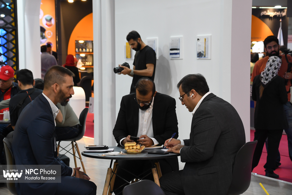 سالن 6 در چهارمین روز از هفدهمین نمایشگاه بین المللی ایران پلاست 6