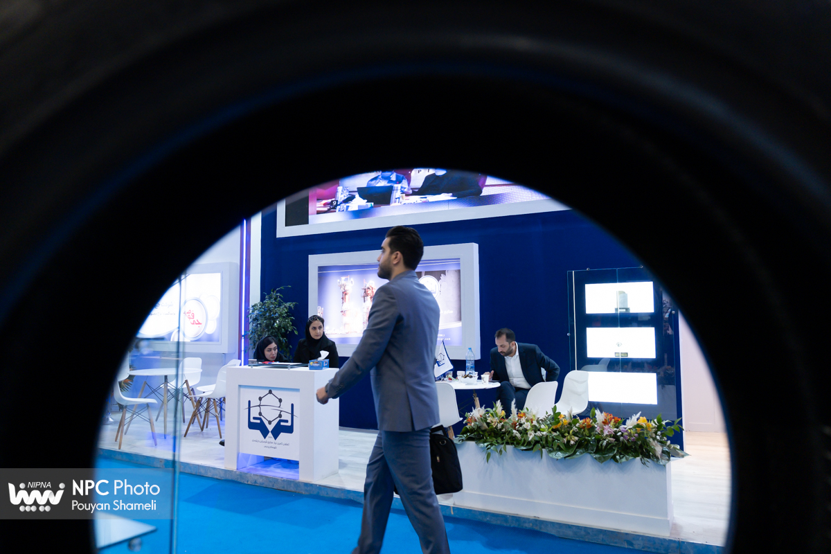 سالن 8 و 9  در روز پایانی هفدهمین نمایشگاه بین المللی ایران پلاست 16