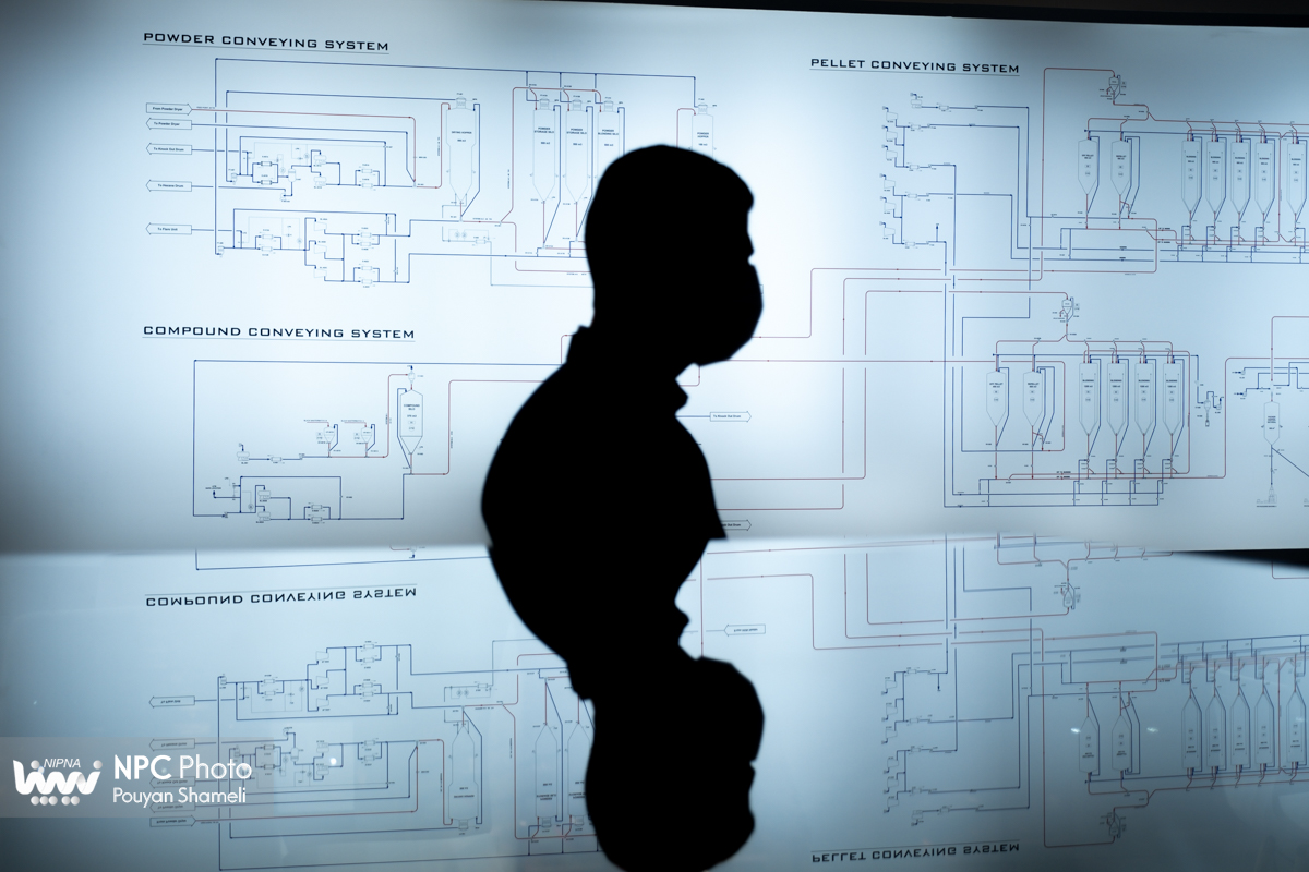 سالن 8 و 9  در روز پایانی هفدهمین نمایشگاه بین المللی ایران پلاست 19