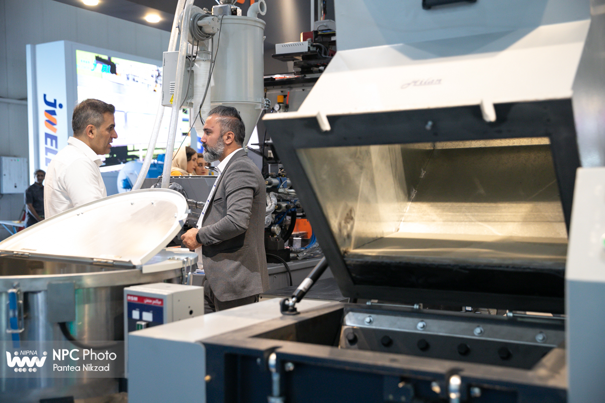 سالن 38B در چهارمین روز از هفدهمین نمایشگاه بین المللی ایران پلاست 12