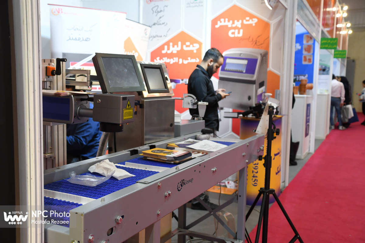 سالن 40 در چهارمین روز از هفدهمین نمایشگاه بین المللی ایران پلاست 8