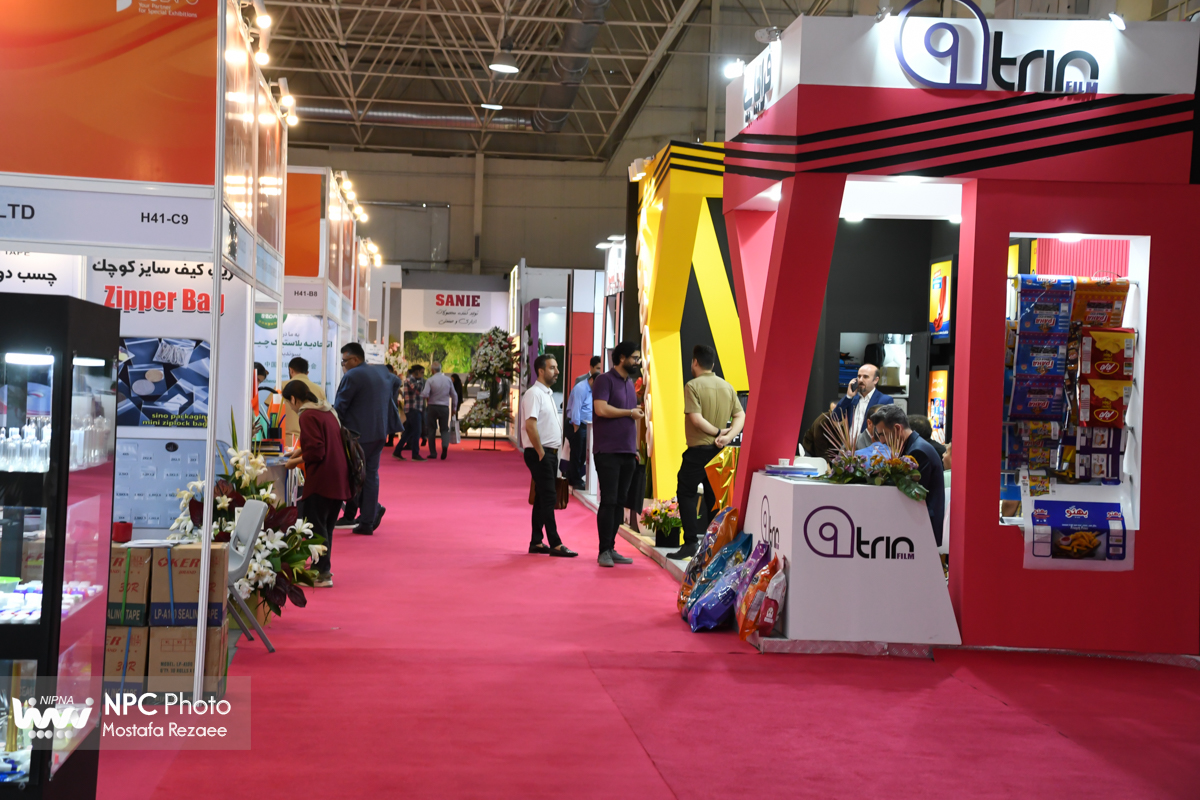 سالن 41 در چهارمین روز از هفدهمین نمایشگاه بین المللی ایران پلاست 11