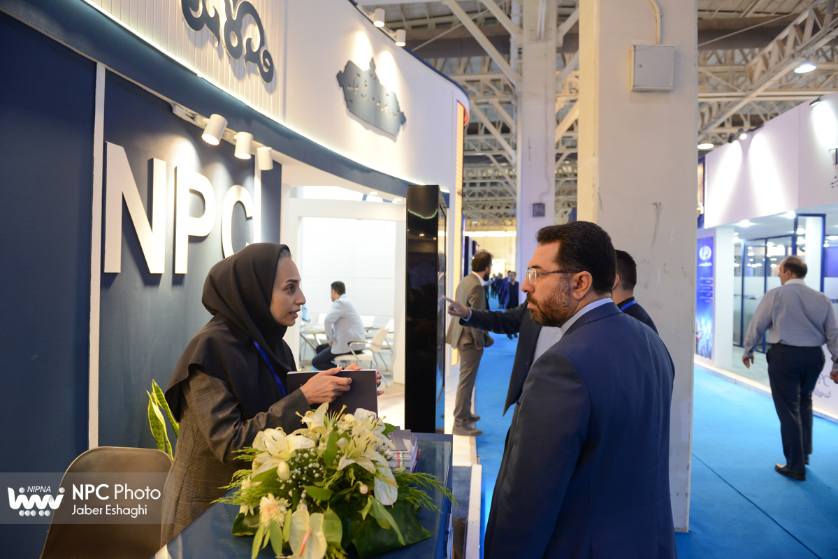 غرفه شرکت ملی صنایع پتروشیمی در آخرین روز از هفدهمین نمایشگاه بین‌المللی ایران‌پلاست 14