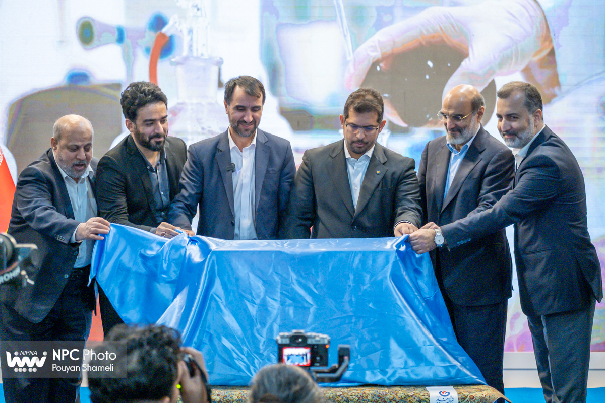 رونمایی از 2 پلیمر گرید پزشکی در حاشیه آخرین روز نمایشگاه بین‌المللی ایران‌پلاست 11