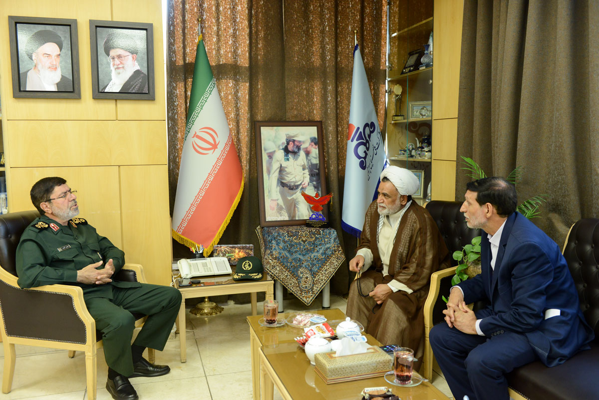 آئین تجلیل از خادمین اربعین حسینی (ع) صنعت پتروشیمی  16