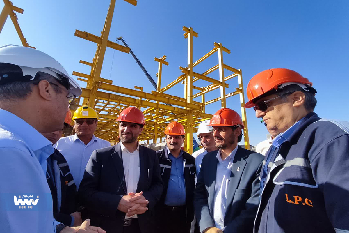 بازدید عملیاتی مهندس شاهمیرزایی معاون وزیر نفت و مدیرعامل شرکت ملی صنایع پتروشیمی از شرکت پتروشیمی لردگان 4