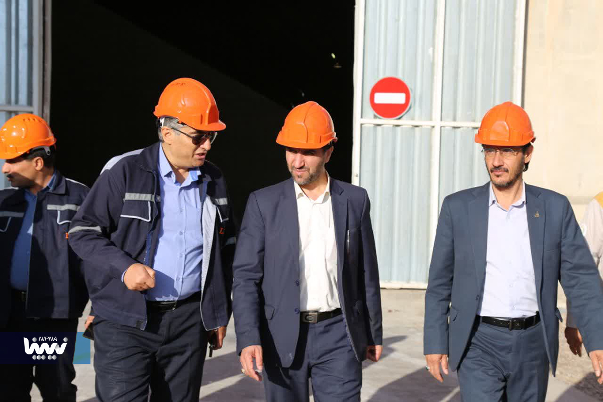 بازدید عملیاتی مهندس شاهمیرزایی معاون وزیر نفت و مدیرعامل شرکت ملی صنایع پتروشیمی از شرکت پتروشیمی لردگان 12