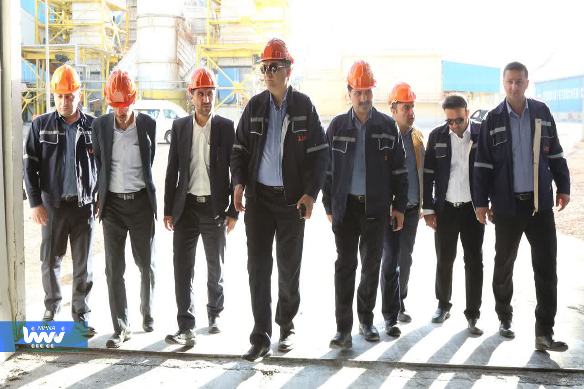 بازدید عملیاتی مهندس شاهمیرزایی معاون وزیر نفت و مدیرعامل شرکت ملی صنایع پتروشیمی از شرکت پتروشیمی لردگان 15