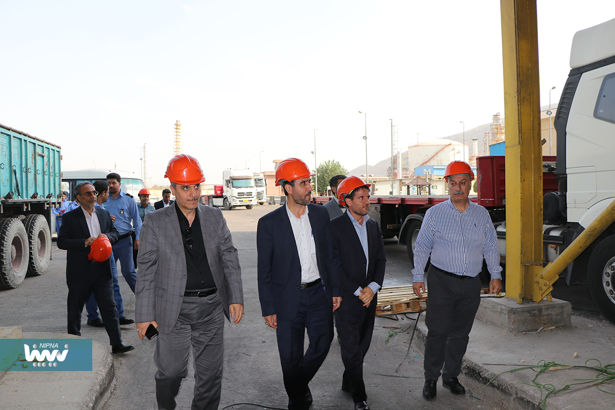 بازدید معاون وزیر نفت و مدیرعامل شرکت ملی صنایع پتروشیمی از پتروشیمی شیراز 9