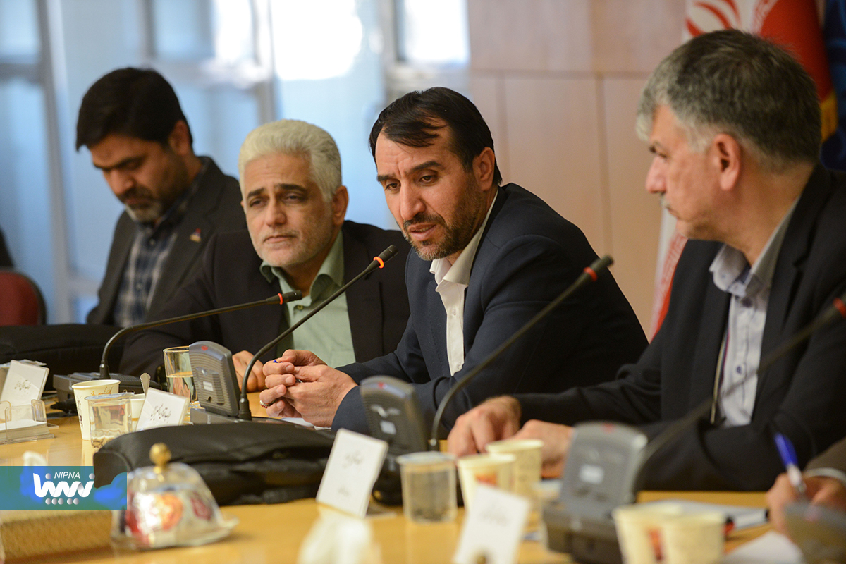 سومین نشست هم اندیشی تدوین چشم انداز راهبردهای نوین صنعت پتروشیمی 9