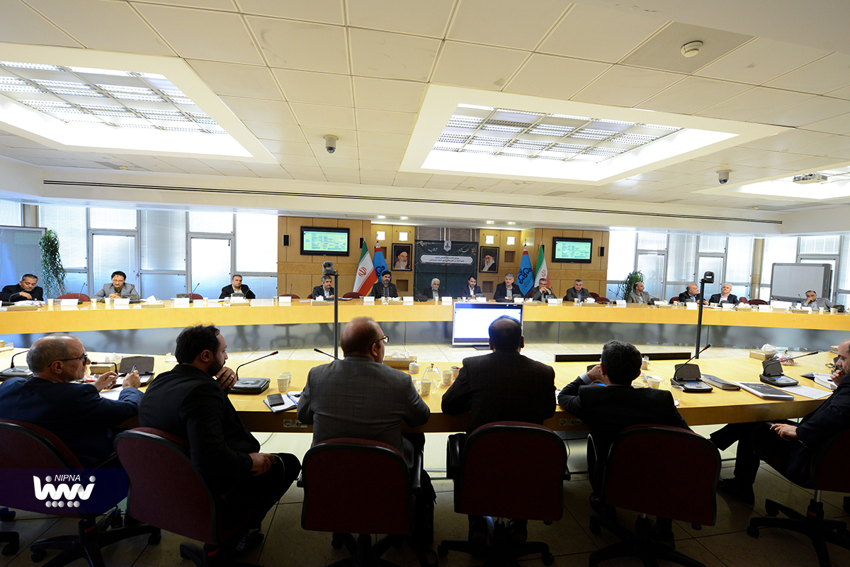 سومین نشست هم اندیشی تدوین چشم انداز راهبردهای نوین صنعت پتروشیمی 11