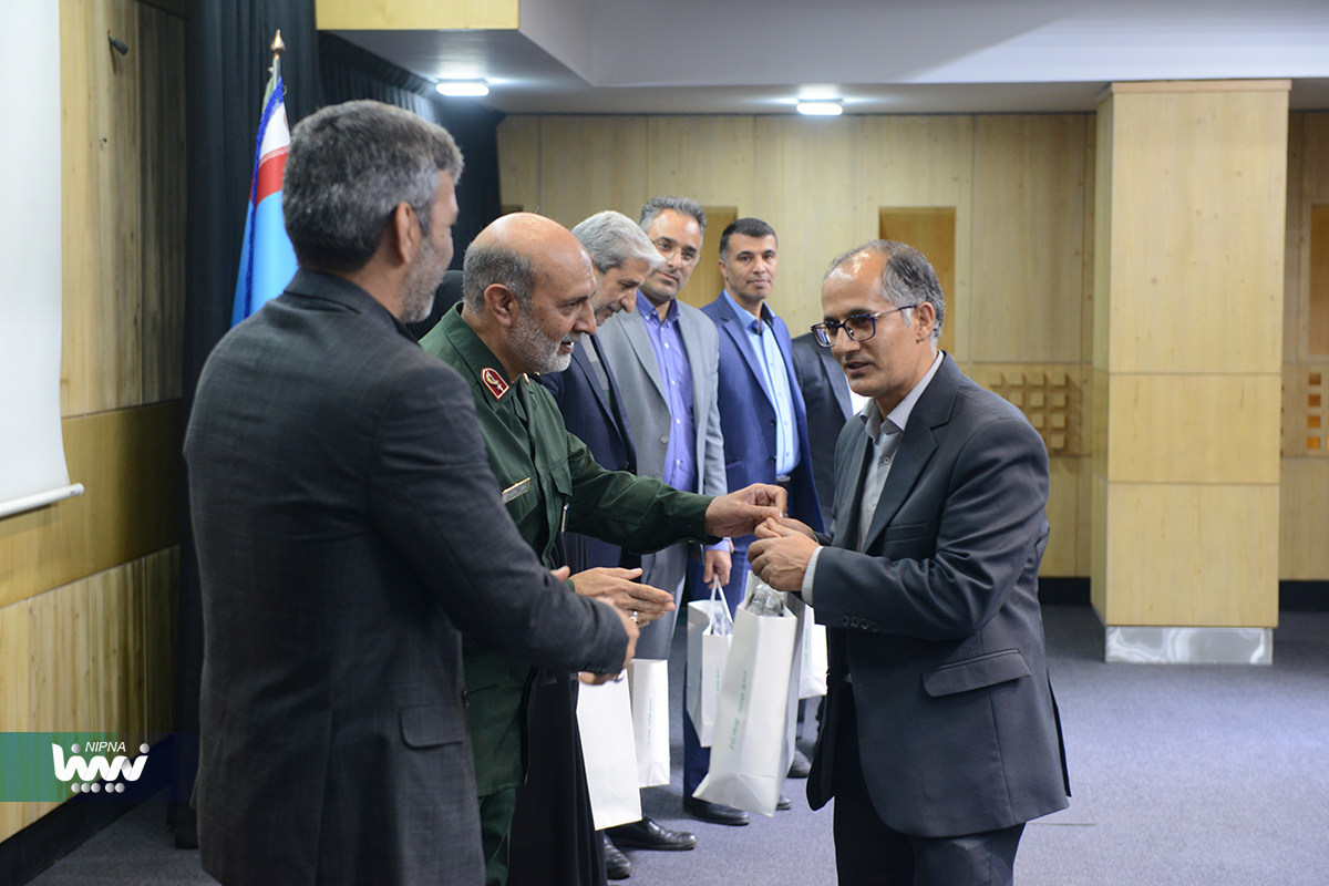 آیین گرامیداشت هفته بسیج با حضور معاون وزیر نفت و مدیرعامل شرکت ملی صنایع پتروشیمی 6