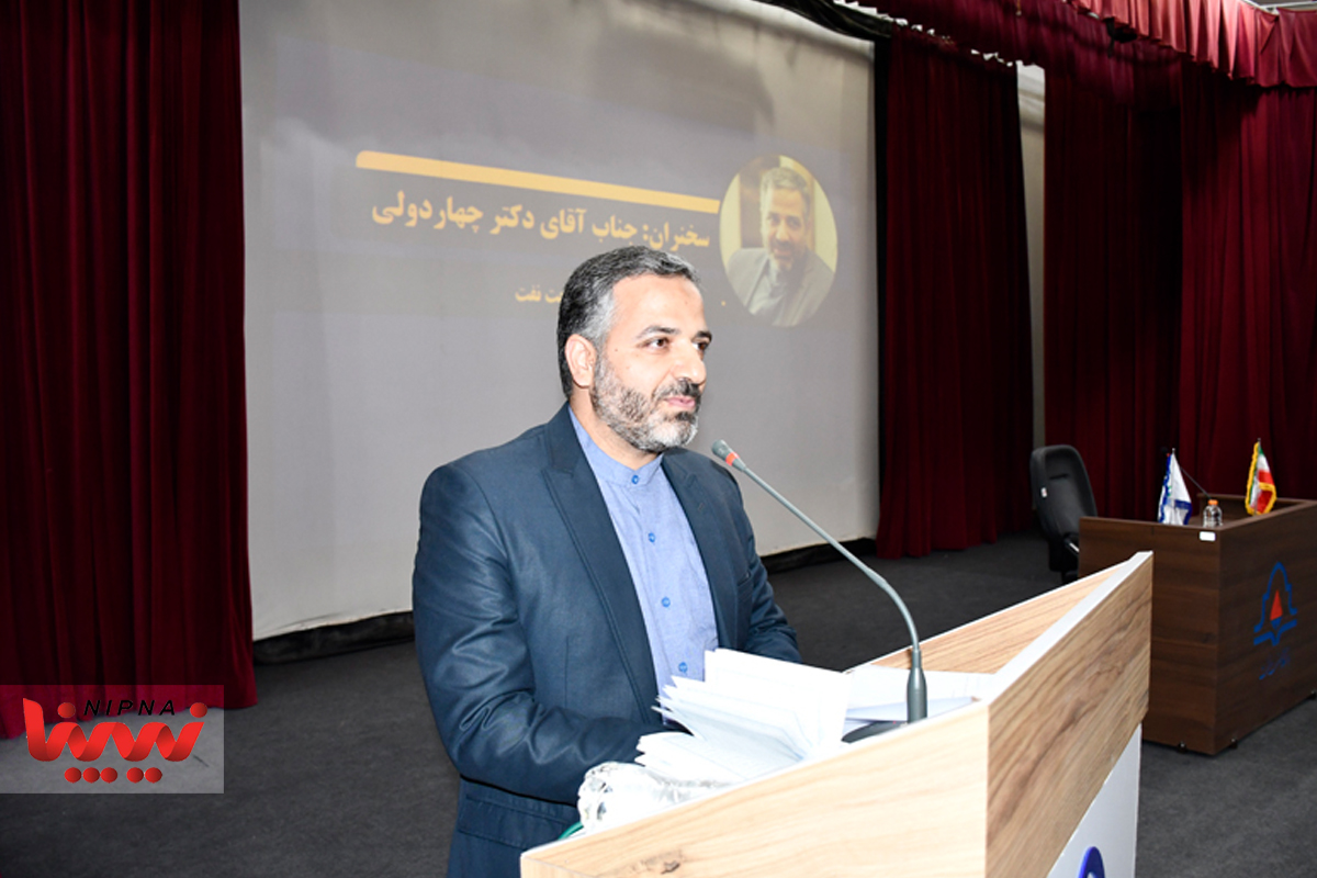 مرتضی شاه میرزایی معاون وزیر نفت و مدیرعامل شرکت ملی صنایع پتروشیمی در جمع دانشجویان دانشگاه صنعت نفت اهواز 5