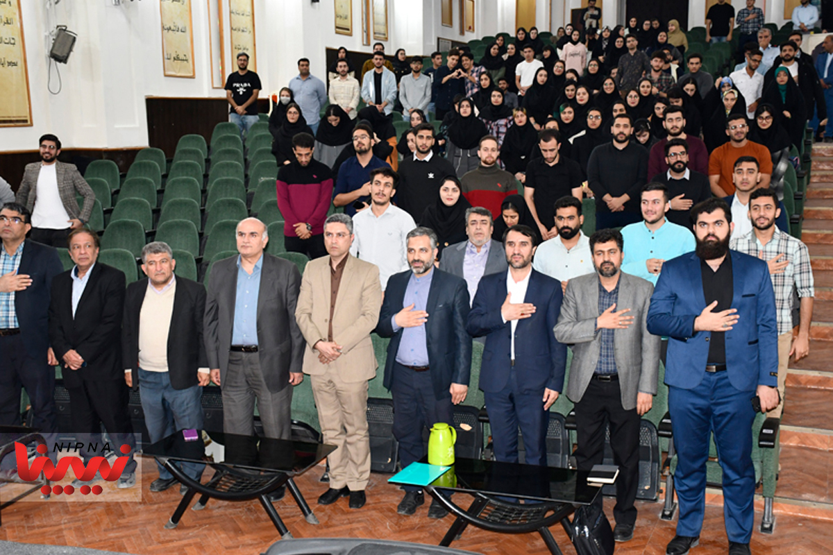 مرتضی شاه میرزایی معاون وزیر نفت و مدیرعامل شرکت ملی صنایع پتروشیمی در جمع دانشجویان دانشگاه صنعت نفت اهواز 7