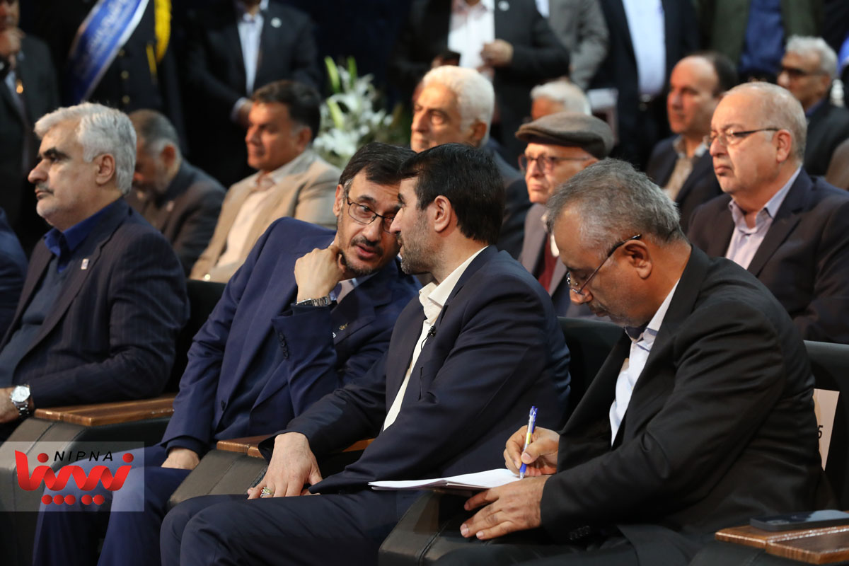 حضور مهندس شاه میرزایی معاون وزیر نفت و مدیرعامل شرکت ملی صنایع پتروشیمی در آیین بزرگداشت 50 سالگی شرکت پتروشیمی بندر امام 7