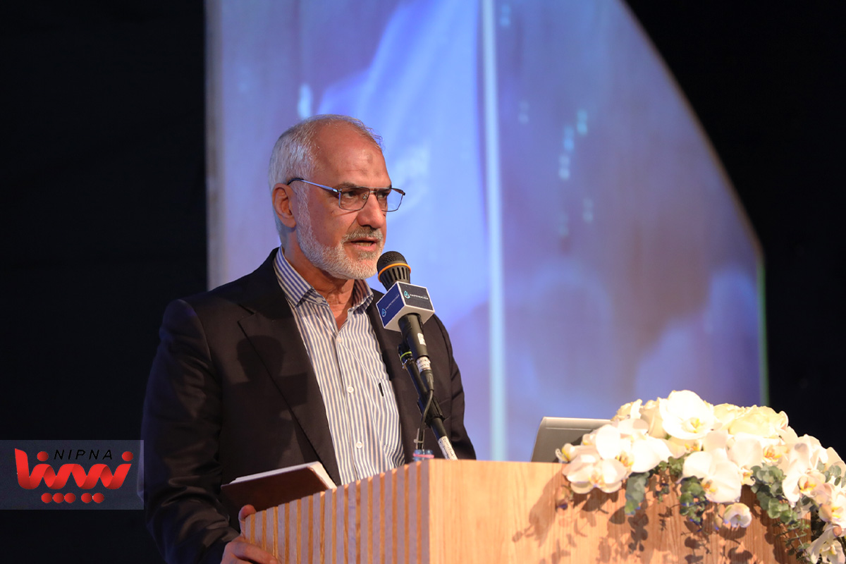 حضور مهندس شاه میرزایی معاون وزیر نفت و مدیرعامل شرکت ملی صنایع پتروشیمی در آیین بزرگداشت 50 سالگی شرکت پتروشیمی بندر امام 10