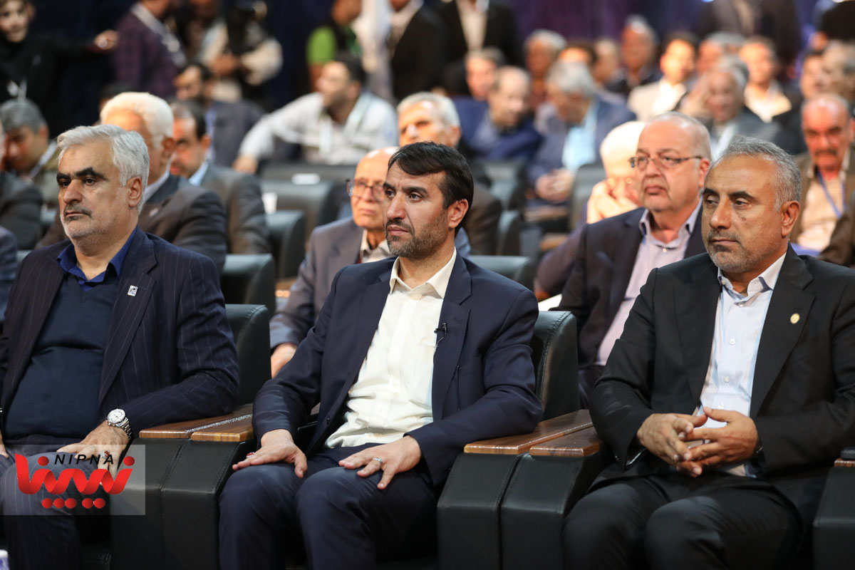 حضور مهندس شاه میرزایی معاون وزیر نفت و مدیرعامل شرکت ملی صنایع پتروشیمی در آیین بزرگداشت 50 سالگی شرکت پتروشیمی بندر امام 12