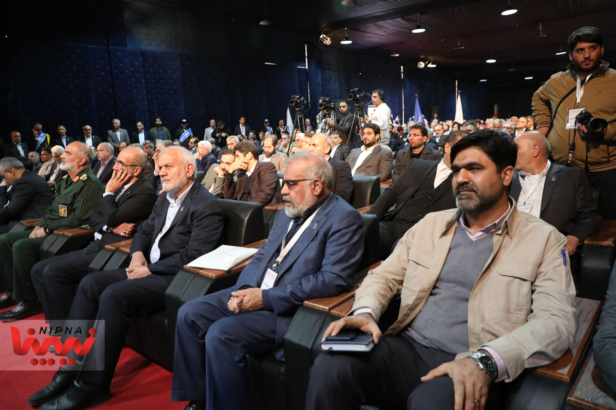 حضور مهندس شاه میرزایی معاون وزیر نفت و مدیرعامل شرکت ملی صنایع پتروشیمی در آیین بزرگداشت 50 سالگی شرکت پتروشیمی بندر امام 14