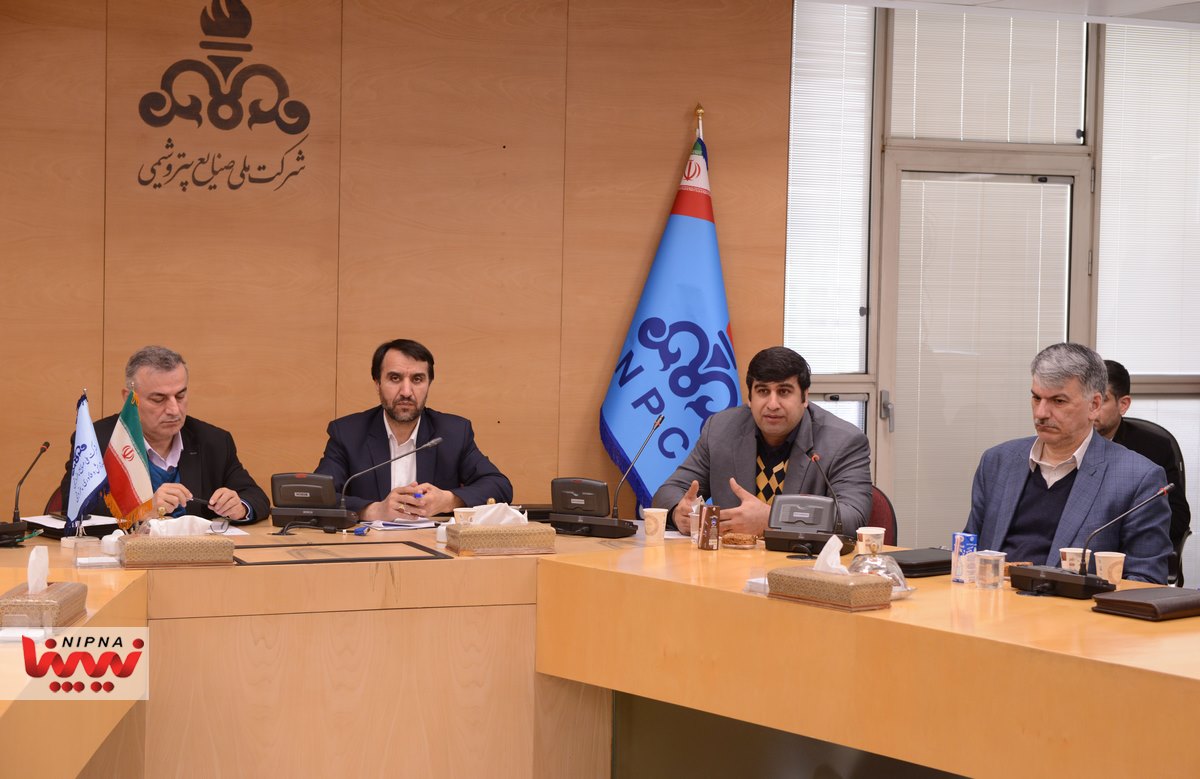 نخستین نشست هم اندیشی CAPTURE CO2 8