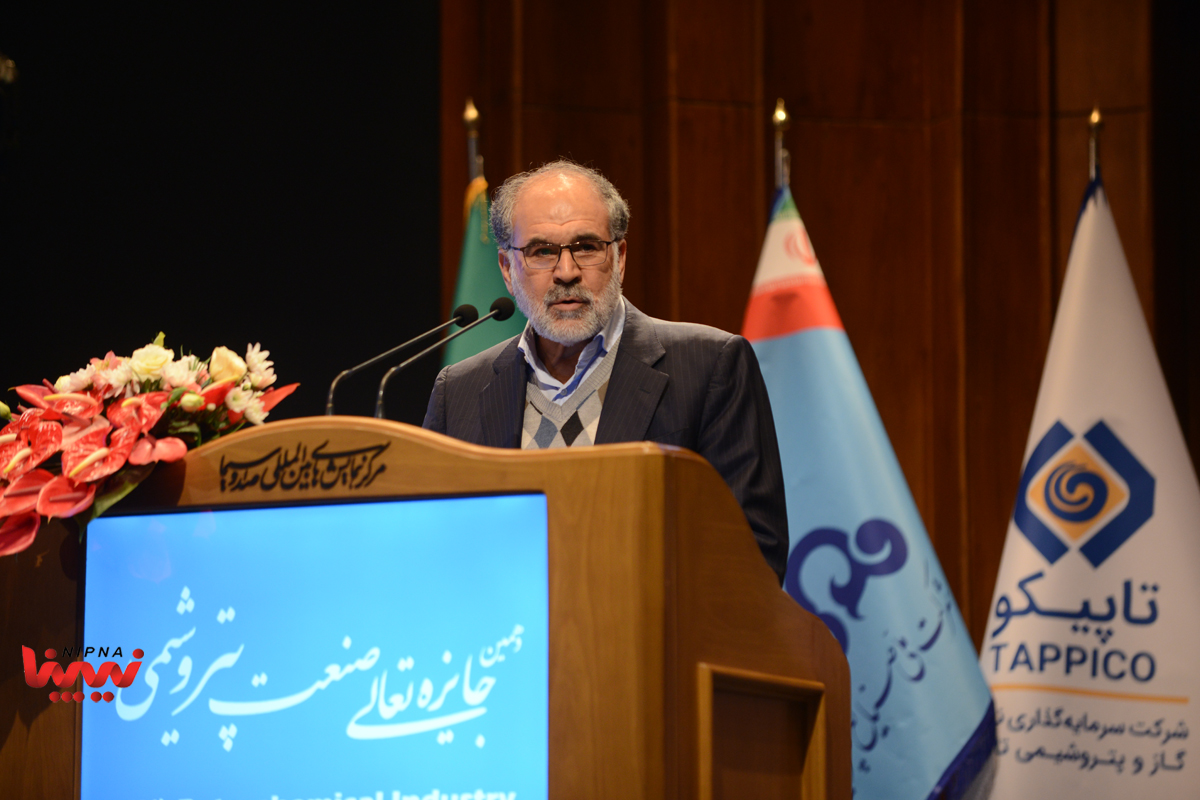 دهمین جایزه تعالی صنعت پتروشیمی 31