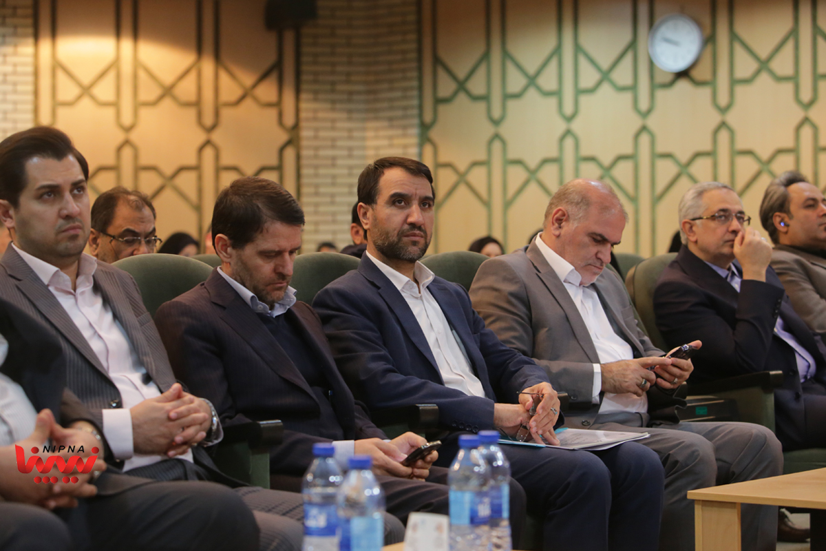 نخستین همایش توسعه و آینده‌نگری در صنعت پتروشیمی 2