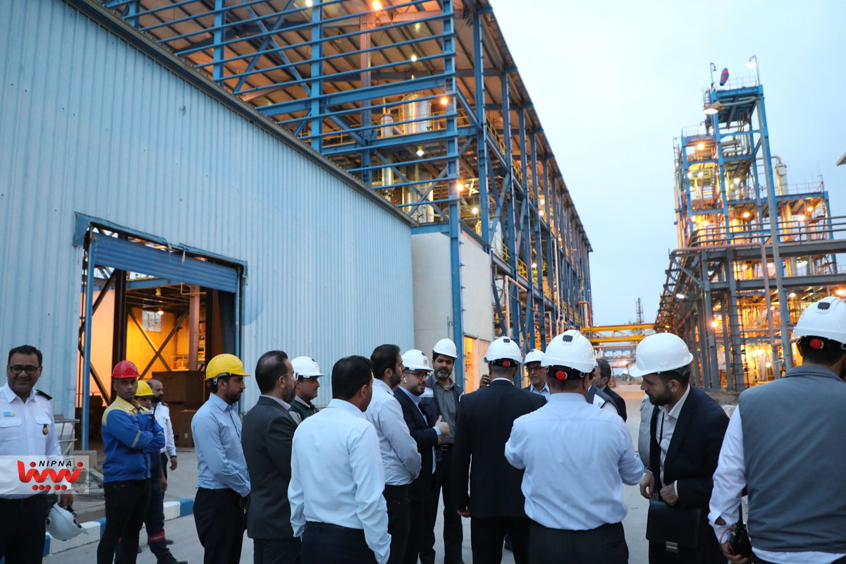 بازدید معاون وزیر نفت و مدیرعامل شرکت ملی صنایع پتروشیمی از هاب پتروشیمی ماهشهر 12