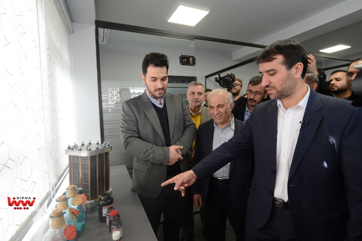 افتتاح نخستین مرکز نوآوری و فناوری در صنعت کاتالیست کشور 11