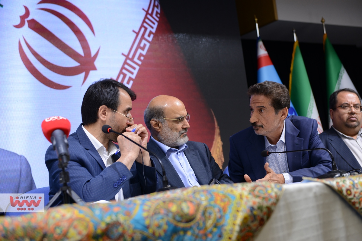 نشست تخصصی مدیران ارشد صنعت پتروشیمی با هدف تحقق "جهش تولید با مشارکت مردم" (2) 3