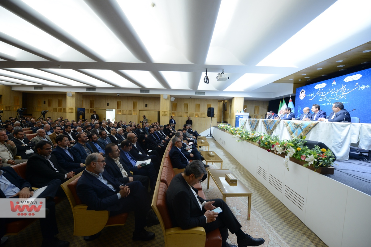 نشست تخصصی مدیران ارشد صنعت پتروشیمی با هدف تحقق "جهش تولید با مشارکت مردم" (2) 27