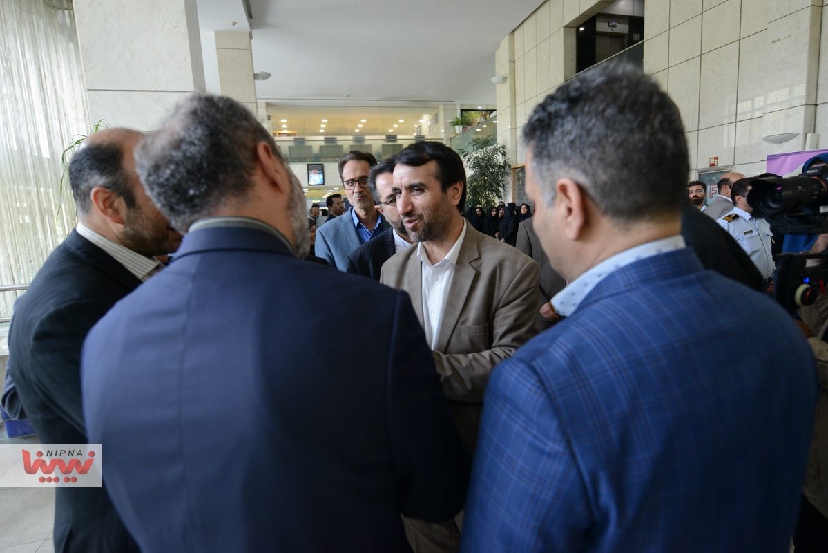 آئین دیدار عیدانه معاون وزیر نفت و مدیرعامل شرکت ملی صنایع پتروشیمی و هیئت مدیره، مدیران ارشد، مدیران عامل، مدیریت ها، کارکنان و فعالان صنعت پتروشیمی 13