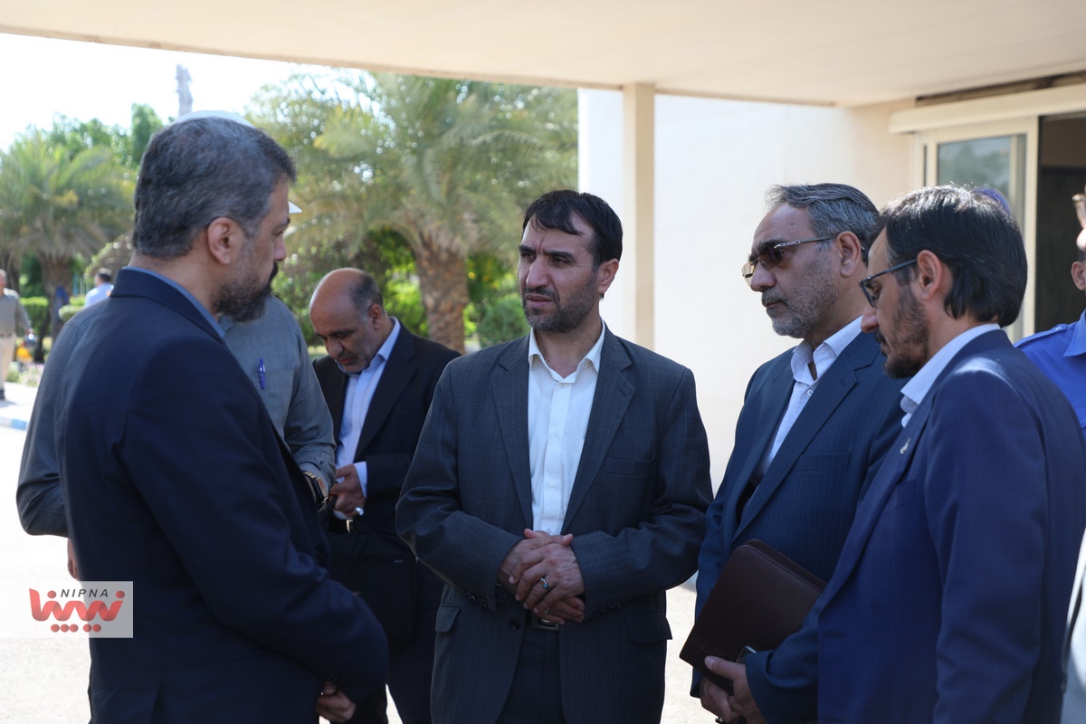 بازدید مهندس شاهمیرزایی معاون وزیر نفت و مدیرعامل شرکت ملی صنایع پتروشیمی از پتروشیمی آبادان 7