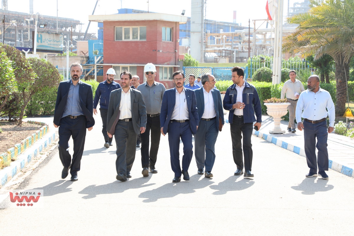 بازدید مهندس شاهمیرزایی معاون وزیر نفت و مدیرعامل شرکت ملی صنایع پتروشیمی از پتروشیمی آبادان 12