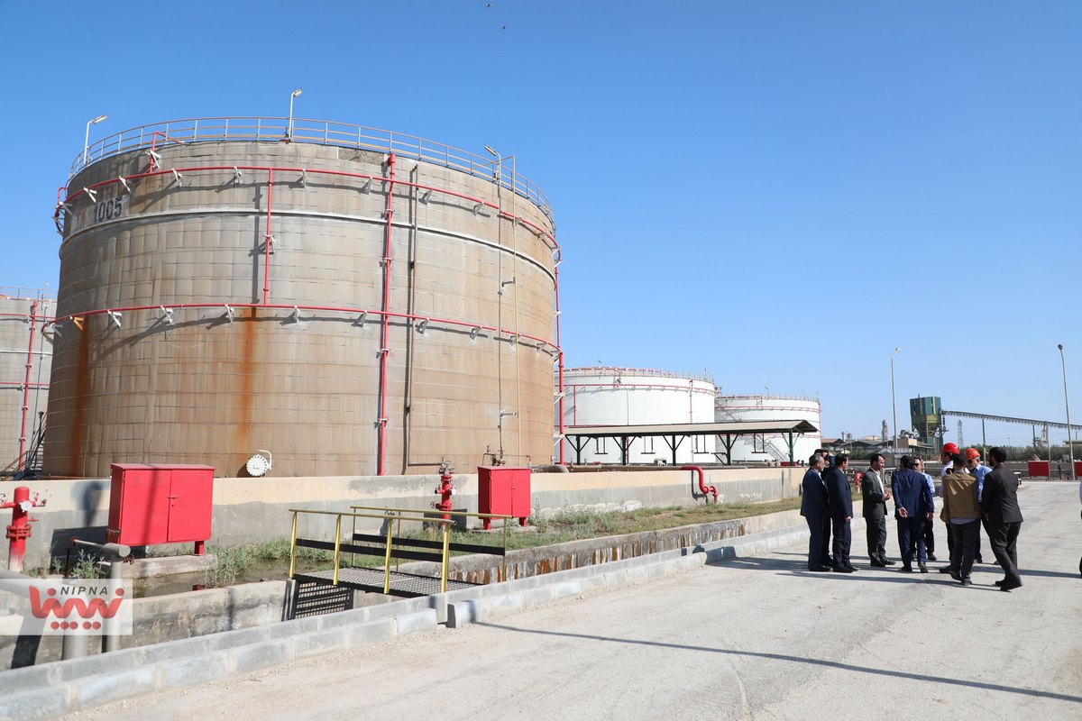 بازدید مهندس شاهمیرزایی معاون وزیر نفت و مدیرعامل شرکت ملی صنایع پتروشیمی از اسکله های صادراتی پایانه ها و مخازن 5