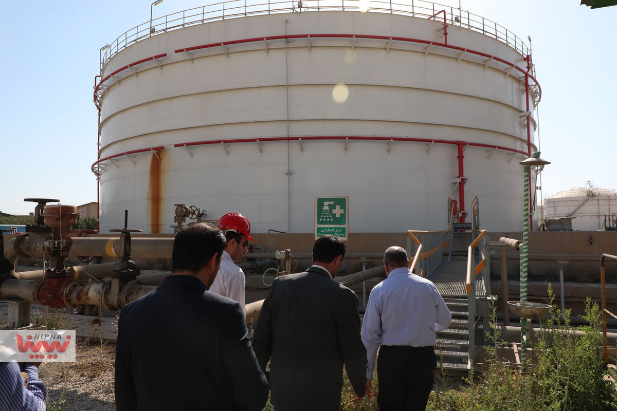 بازدید مهندس شاهمیرزایی معاون وزیر نفت و مدیرعامل شرکت ملی صنایع پتروشیمی از اسکله های صادراتی پایانه ها و مخازن 13