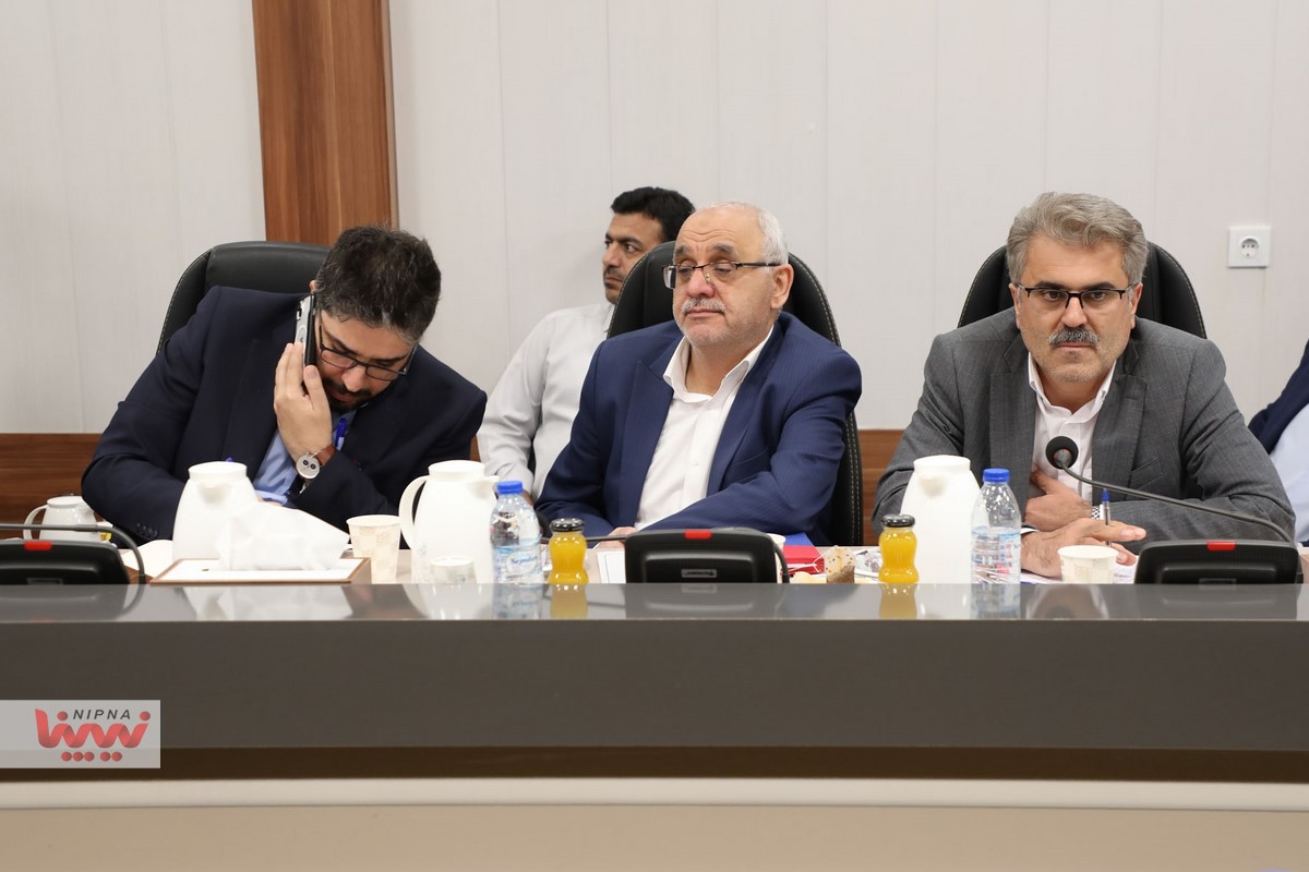 نشست مهندس شاهمیرزایی معاون وزیر نفت و مدیرعامل شرکت ملی صنایع پتروشیمی با مدیران عامل شرکت های پتروشیمی منطقه ویژه اقتصادی ماهشهر 14