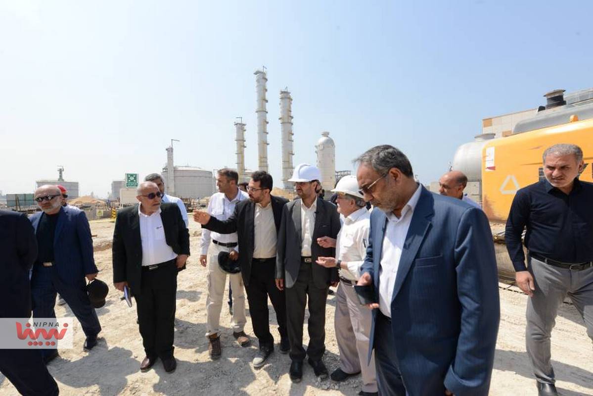 بازدید مهندس شاهمیرزایی معاون وزیر نفت و مدیرعامل شرکت ملی صنایع پتروشیمی از شرکت توسعه صنعت لاوان