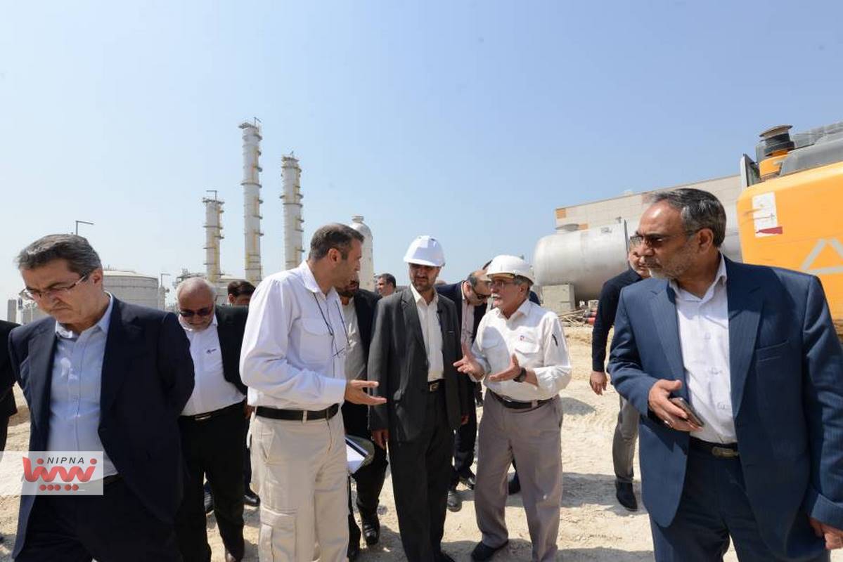 بازدید مهندس شاهمیرزایی معاون وزیر نفت و مدیرعامل شرکت ملی صنایع پتروشیمی از شرکت توسعه صنعت لاوان