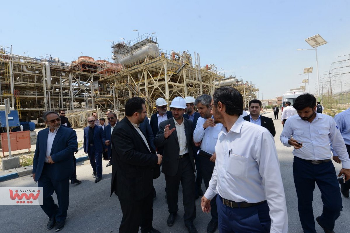 بازدید مهندس شاهمیرزایی معاون وزیر نفت و مدیرعامل شرکت ملی صنایع پتروشیمی از واحد شیرین سازی مجتمع پتروشیمی بوشهر 3