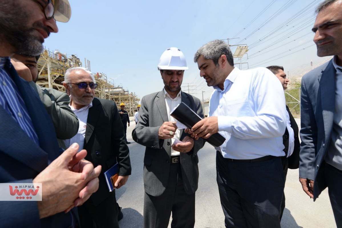 بازدید مهندس شاهمیرزایی معاون وزیر نفت و مدیرعامل شرکت ملی صنایع پتروشیمی از واحد شیرین سازی مجتمع پتروشیمی بوشهر 6