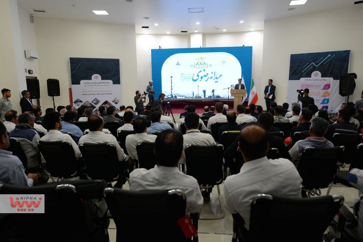 آیین ارسال بسته های کمک معیشتی پتروشیمی بوشهر برای سیل زدگان استان سیستان و بلوچستان و مناطق کم برخوردار استان بوشهر 7