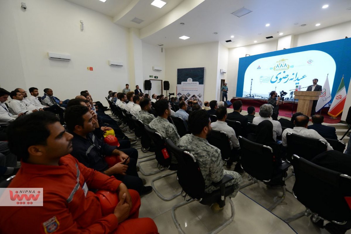 آیین ارسال بسته های کمک معیشتی پتروشیمی بوشهر برای سیل زدگان استان سیستان و بلوچستان و مناطق کم برخوردار استان بوشهر 8