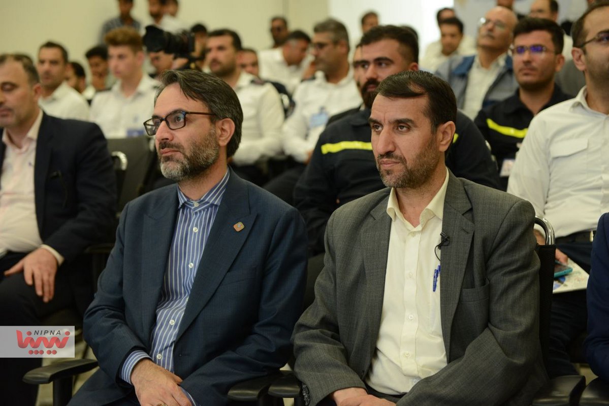 آیین ارسال بسته های کمک معیشتی پتروشیمی بوشهر برای سیل زدگان استان سیستان و بلوچستان و مناطق کم برخوردار استان بوشهر 10