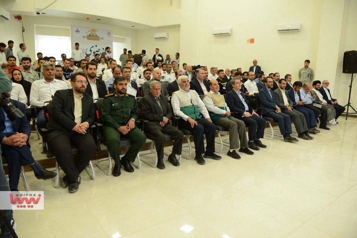 آیین ارسال بسته های کمک معیشتی پتروشیمی بوشهر برای سیل زدگان استان سیستان و بلوچستان و مناطق کم برخوردار استان بوشهر 11